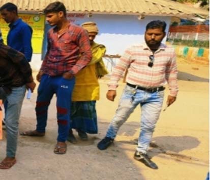 सड़क दुर्घटना में एक भाई की मौत, दूसरा जख्मी