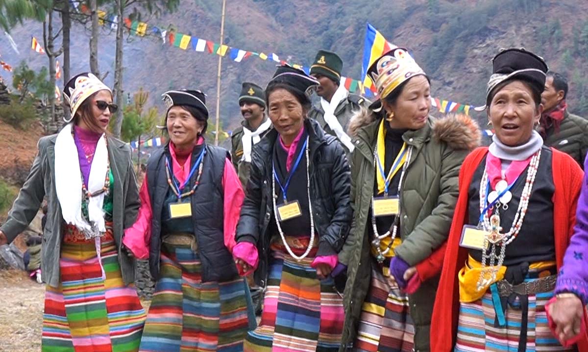 ताकसिंग में नाह टैगिन्स का सेजू उत्सव मनाया