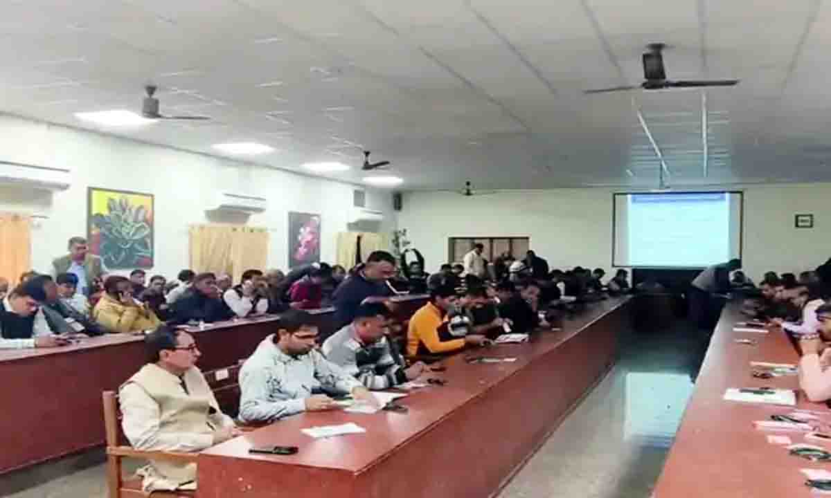 मतगणना दलों का प्रथम प्रशिक्षण आयोजित