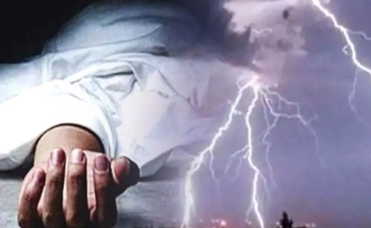 आसमानी बिजली गिरने से 27 लोगों की मौत