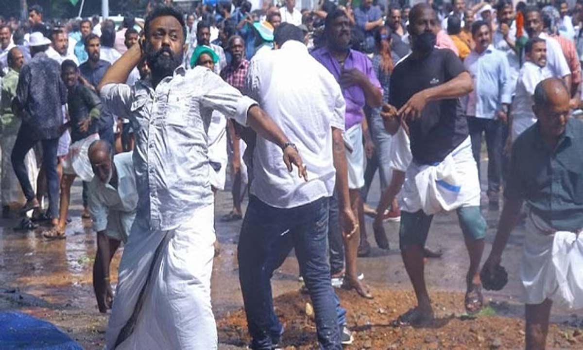 Kerala News: झड़पें, विरोध प्रदर्शन नव केरल सदास की परिणति को प्रभावित