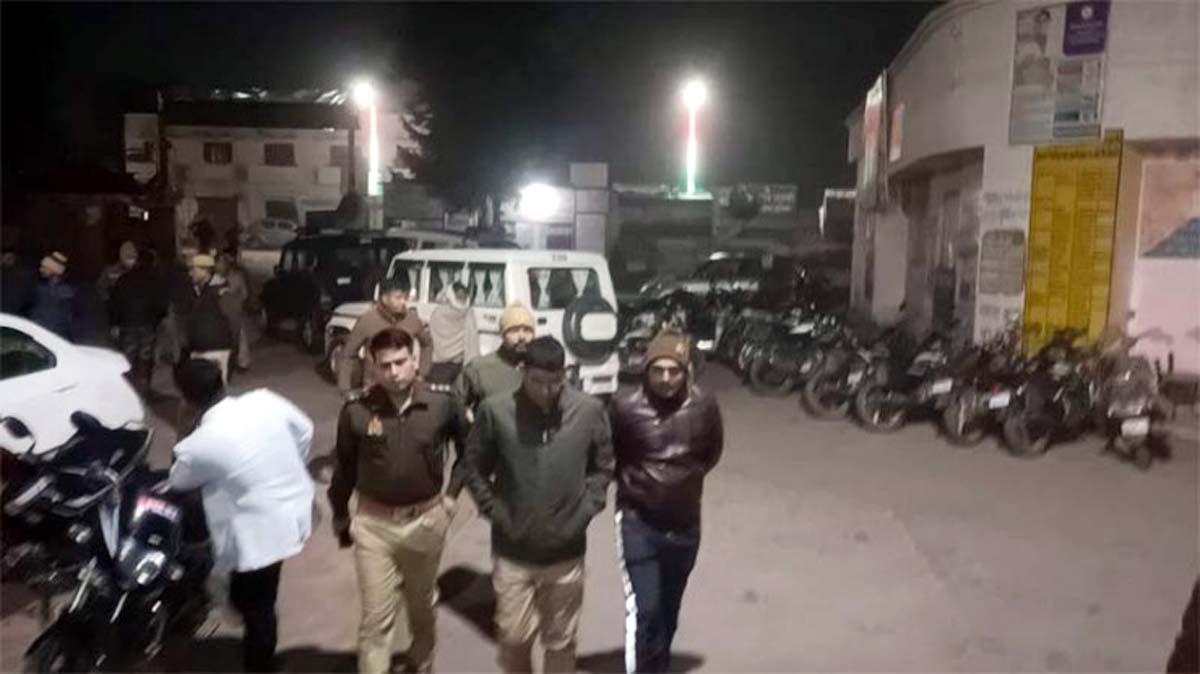 पानी पीने के लिए उठा सिपाही गिरा, मौत