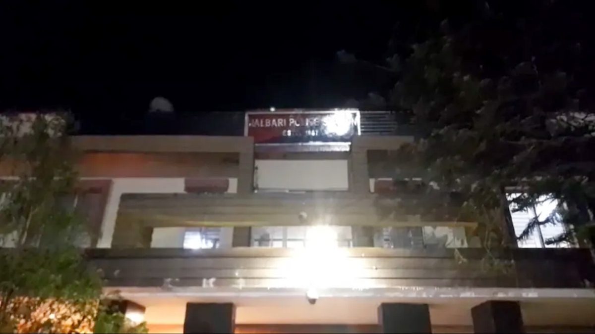 Assam News : नलबाड़ी में पूर्व उल्फा नेता को हिरासत में लिया गया