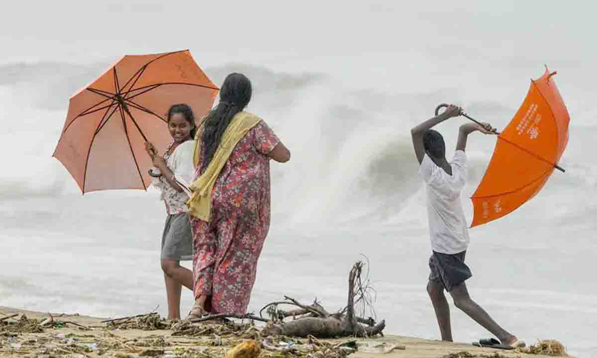 चक्रवात मिचौंग- तेलंगाना के लिए रेड अलर्ट जारी
