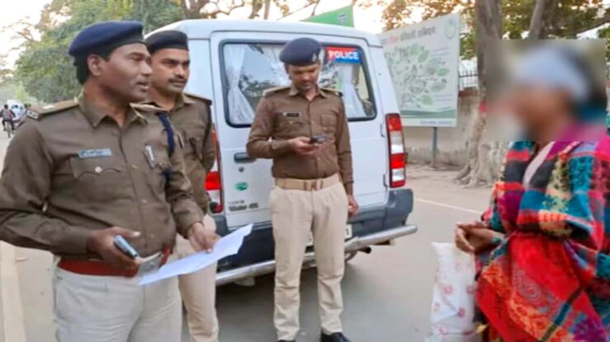 बॉयफ्रेंड के लिए पति को छोड़ा, अब प्रेमी ने कर दिया...