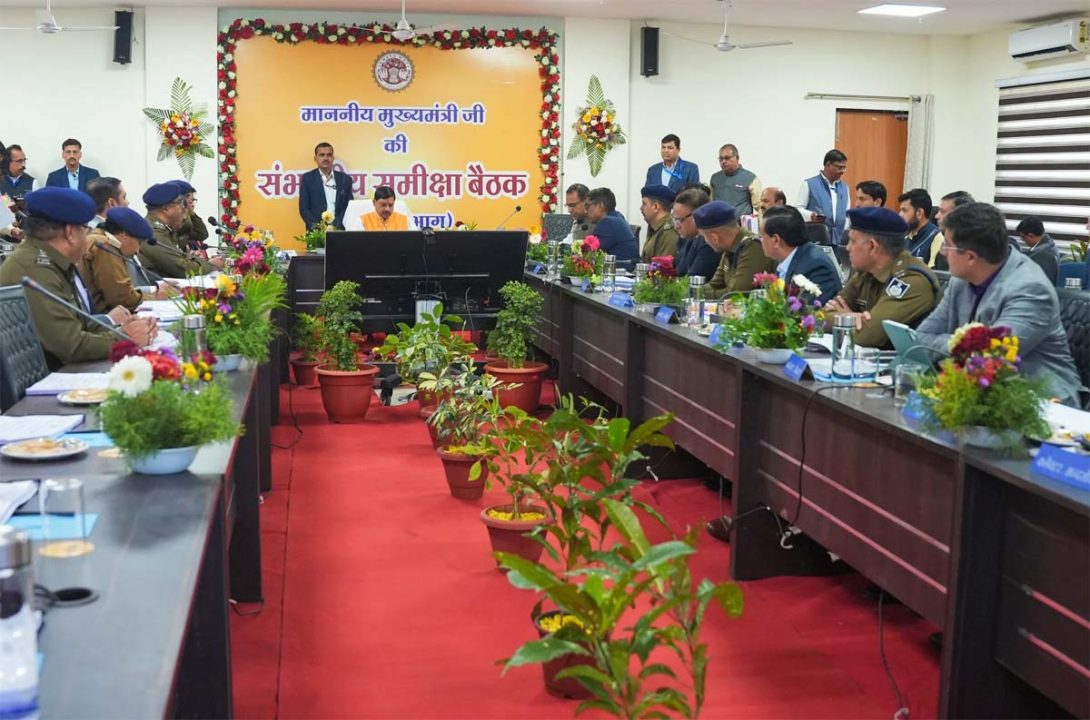 मोहन यादव ने उज्जैन में रात बिताकर मिथक तोड़ा