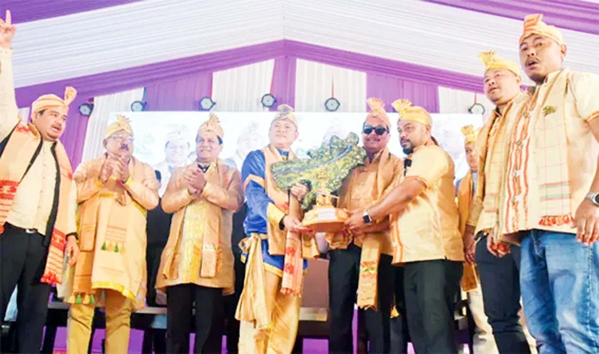 मीन को सीएसबीएएस पुरस्कार प्राप्त हुआ