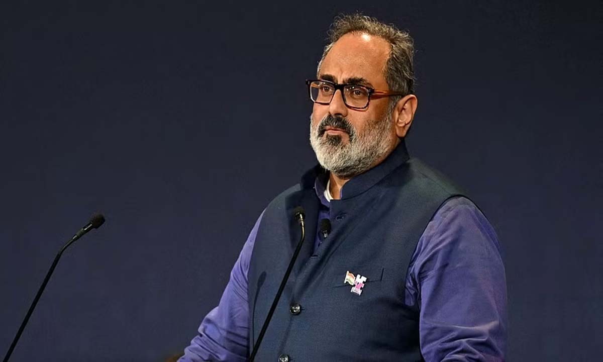 सरकार ने डिजिटल प्लेटफॉर्मों को निर्देश दिया कि वे धोखाधड़ी वाले ऋण ऐप्स के विज्ञापन न दिखाएं