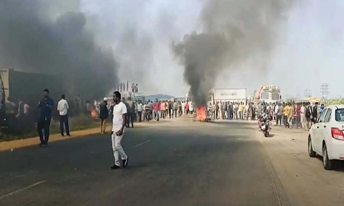 West Bengal: सख्त हिट-एंड-रन जुर्माने के खिलाफ ट्रक चालकों की रैली के कारण दानकुनी में राजमार्ग पर अराजकता फैल गई