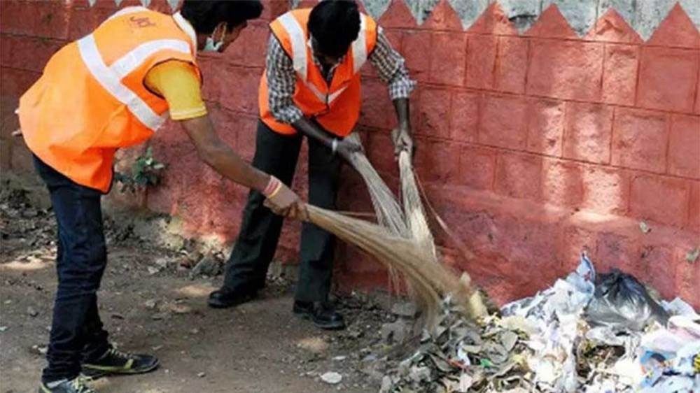 सफाईकर्मियों की सुविधा के लिए 139 चेंजिंग रूम बनाये जायेंगे