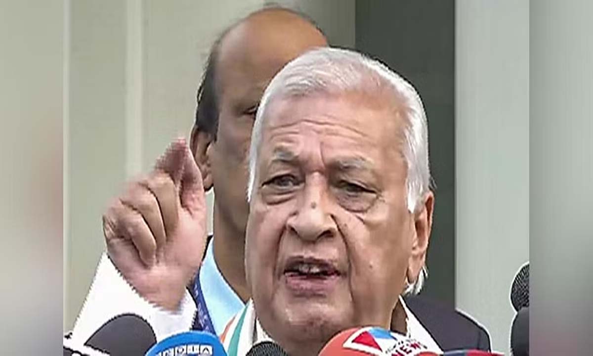 मुख्यमंत्री ने राज्यपाल के खिलाफ राज्य सरकार से संपर्क करने का संकेत दिया