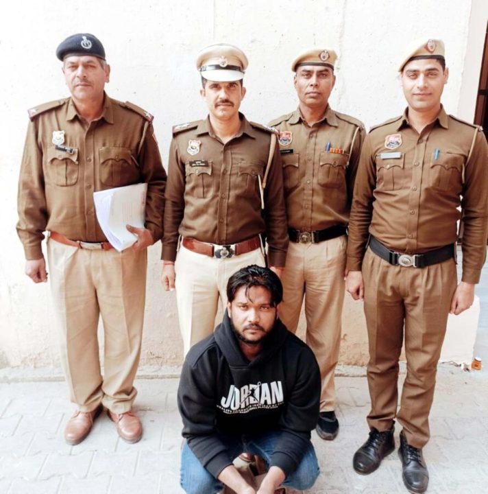 फर्जी चेक देकर ठगी करने वाला आरोपी गिरफ्तार