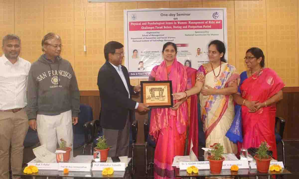 NIT वारंगल में महिलाओं की स्वास्थ्य चुनौतियों पर सेमिनार
