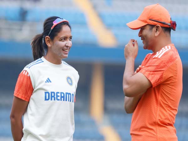 Sports : ऑस्ट्रेलिया की कप्तान एलिसा हीली ने जीता टॉस, भारत के खिलाफ एकमात्र टेस्ट में बल्लेबाजी करने का फैसला किया