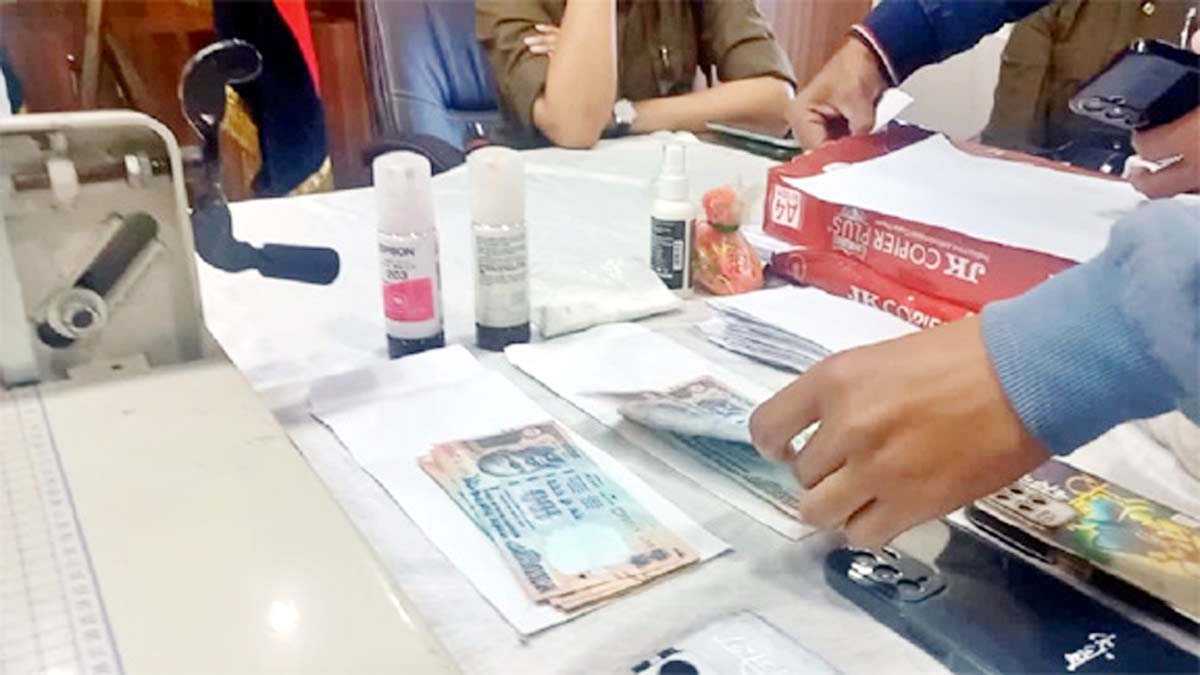 नकली नोट छापने वाले गैंग का भंडाफोड़, चार गिरफ्तार