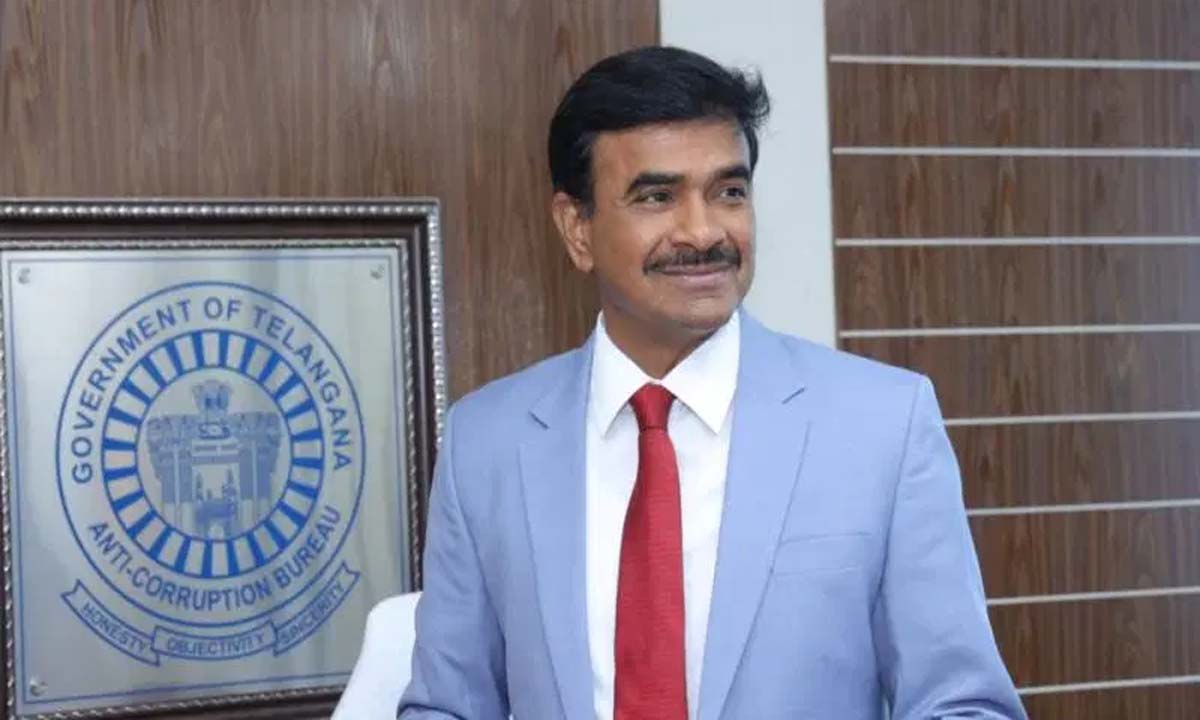 Hyderabad: सीवी आनंद ने एसीबी के महानिदेशक का पदभार संभाला