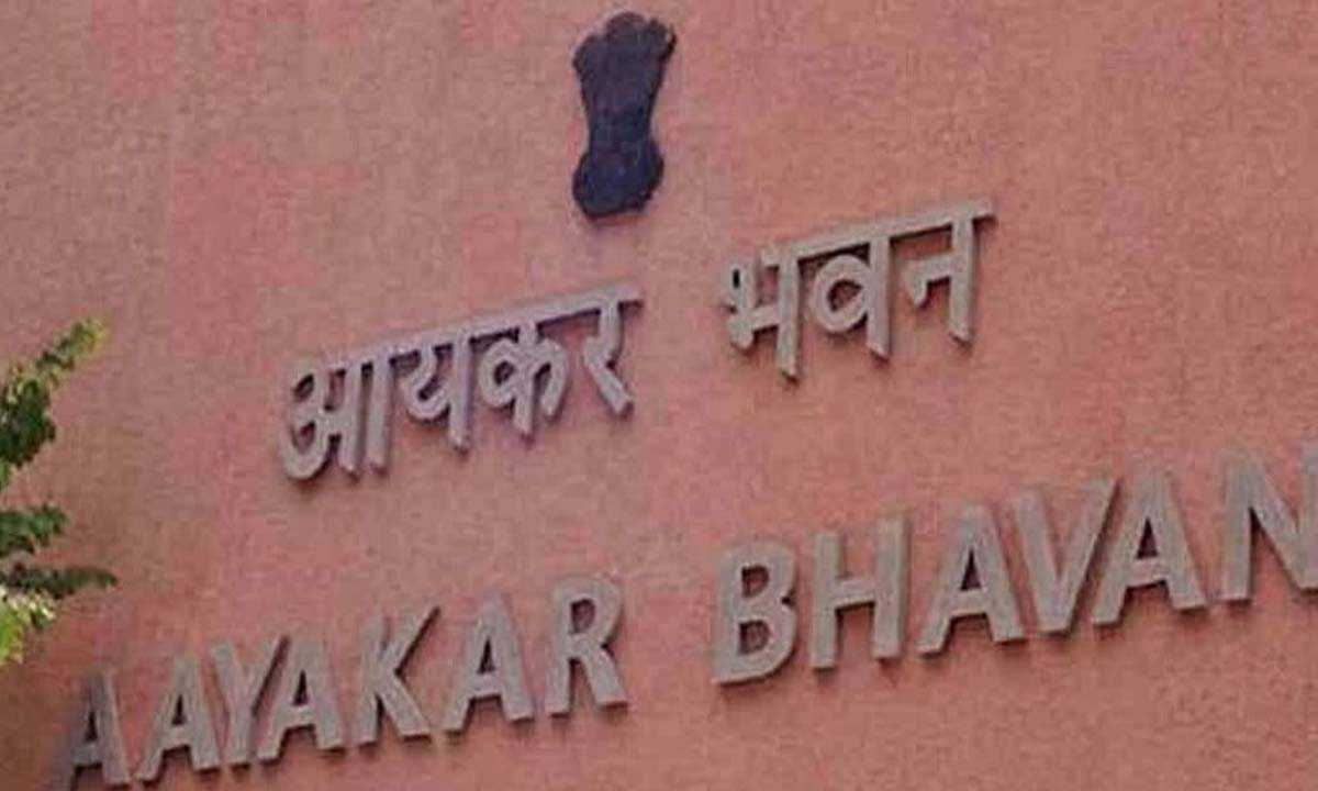 आयकर विभाग ने शराब निर्माण कंपनी के खिलाफ तलाशी के बाद ‘‘बड़ी मात्रा में’’ नकदी बरामद की