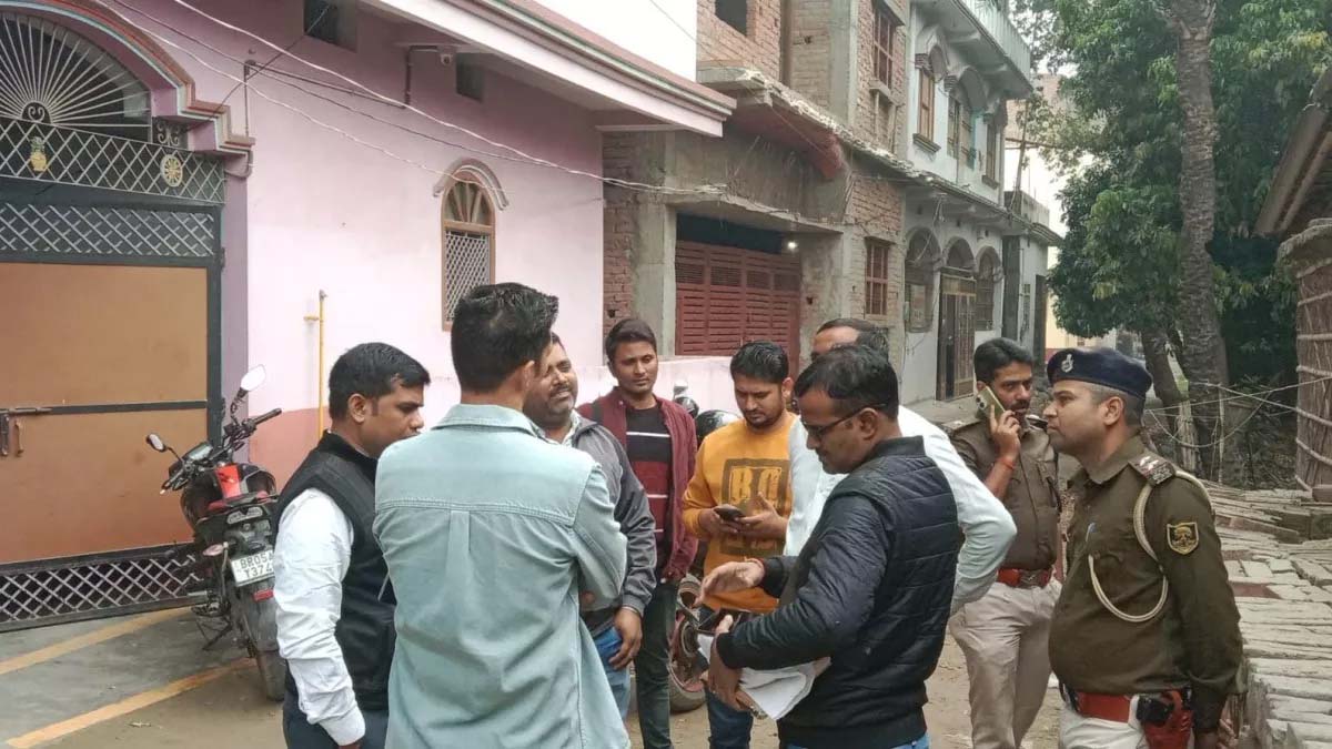 दफ्तर से 38 लाख की लूट का मामला, अपना ही निकला दगाबाज, 2 गिरफ्तार