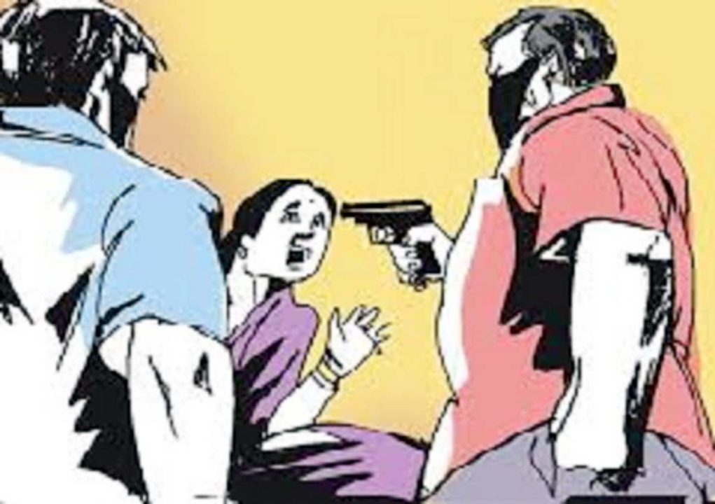 दंपति को बंधक बनाकर लाखों की लूट