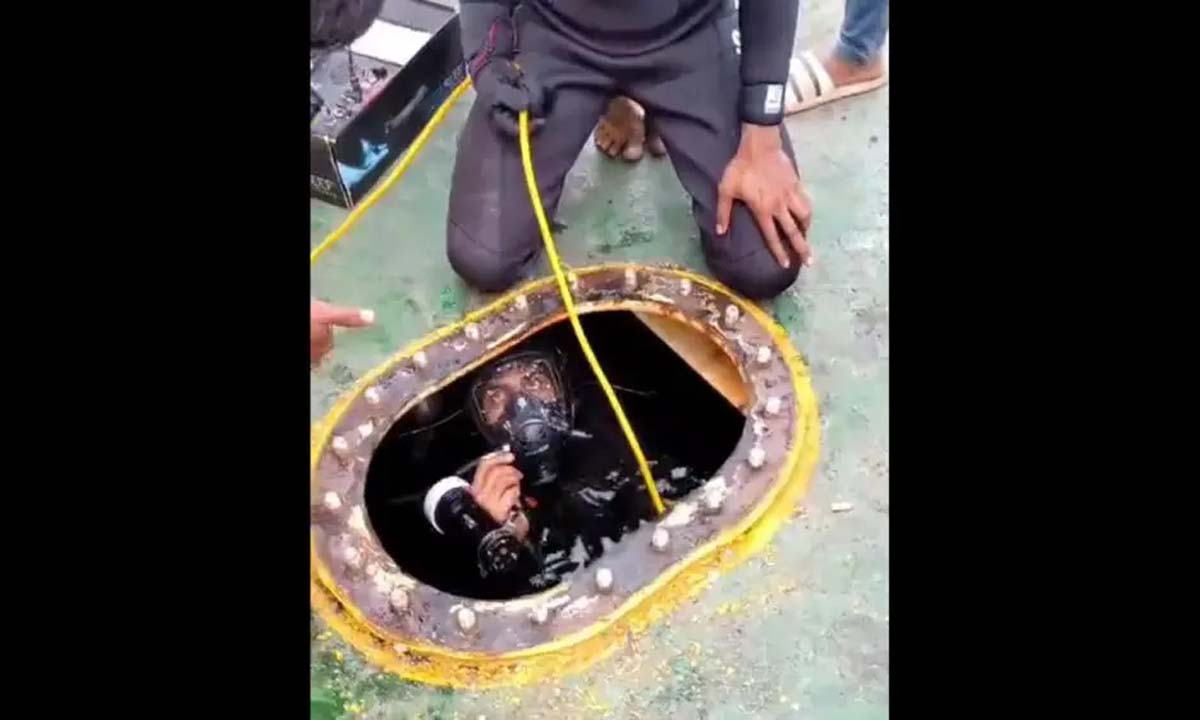 पारादीप कोकीन जब्ती: पानी के भीतर गोताखोर जहाज की तह, पतवार में छिपे मादक पदार्थ की तलाश
