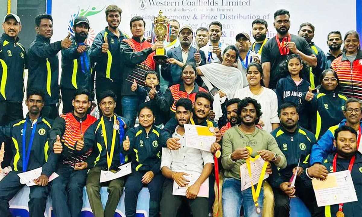SCCL टीम CIL टूर्नामेंट में उपविजेता बनी, ढेर सारे पदक जीते