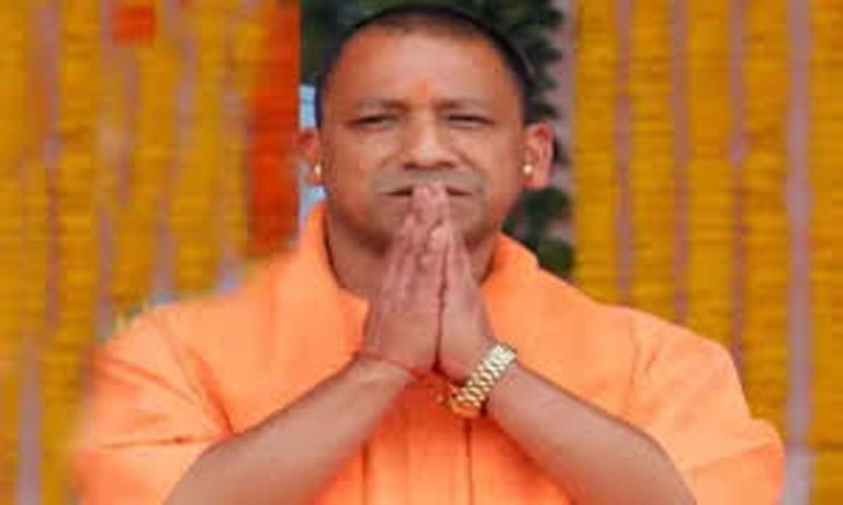 श्रीराम लला के दर्शन-पूजन कर प्रदेशवासियों के कल्याण व सुख-समृद्धि की कामना की योगी जी