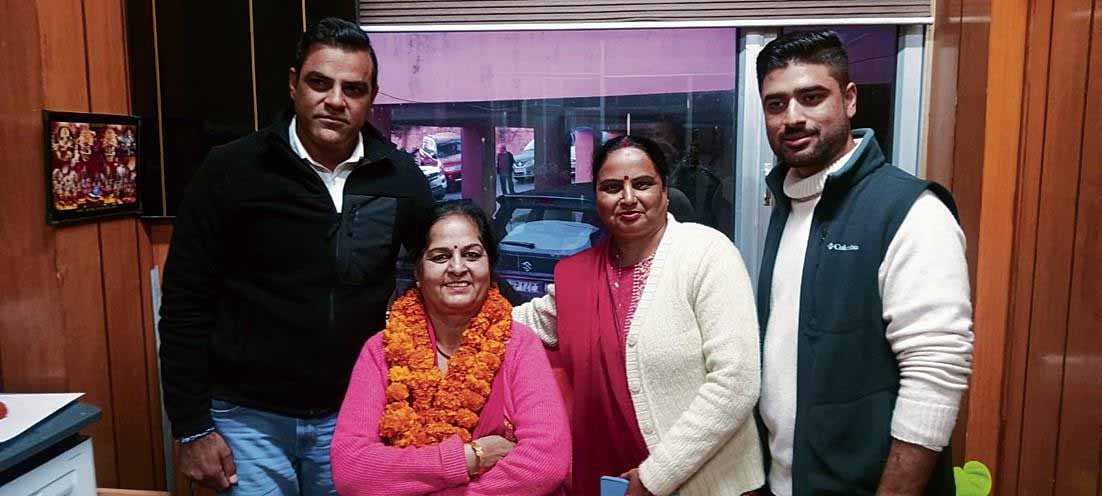सोलन मेयर पद पर कांग्रेस के असंतुष्ट उम्मीदवार को मिली जीत