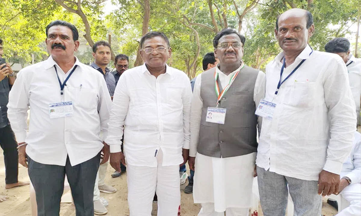 कांग्रेस और BJP ने 4-4 सीटें जीतीं BRS को 2 सीटें मिलीं