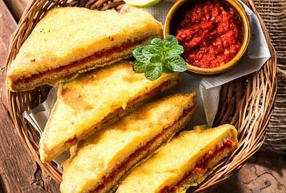 सुबह के नाश्ते में बनाये यह बेसन टोस्ट, जानें रेसिपी