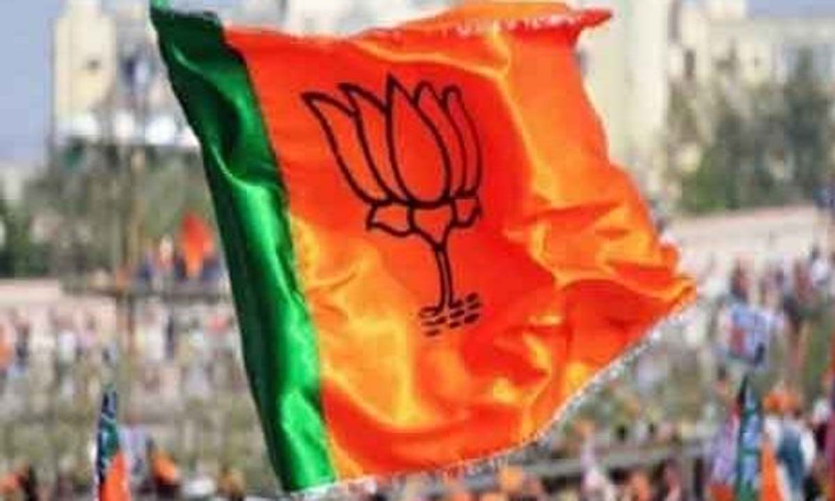 SHILLONG: सेवानिवृत्त डीएचएस रीता तारियांग भाजपा में शामिल हुईं