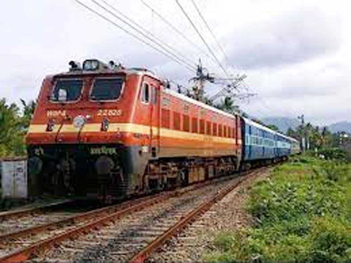 कामायनी एक्सप्रेस 10 दिसंबर से बलिया स्टेशन तक जाएगी