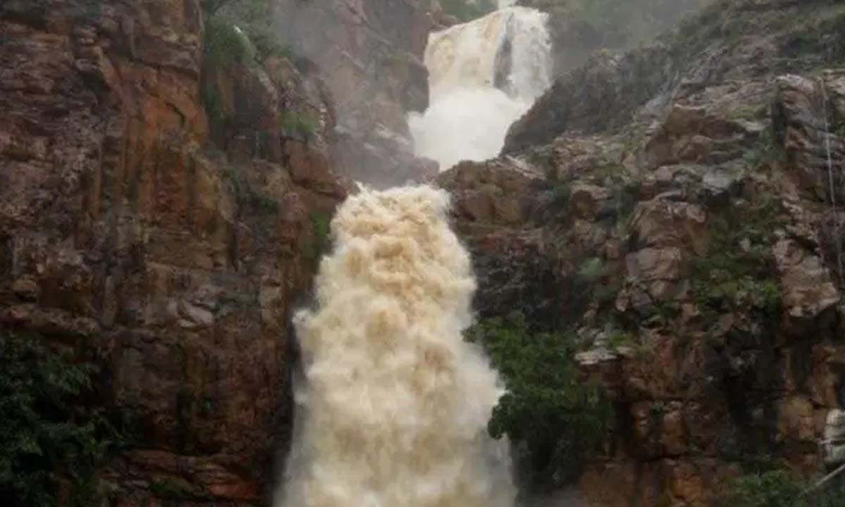 चक्रवात मिचौंग ने तिरूपति और चित्तूर जिलों के जलाशयों को भर दिया