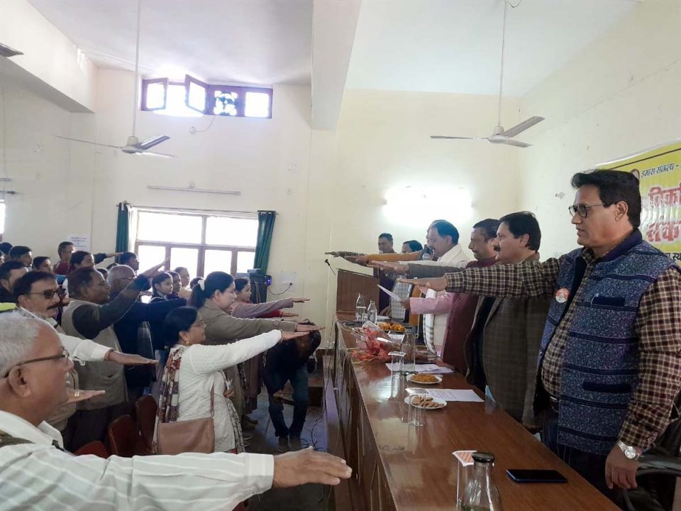 दुर्गम क्षेत्रों तक पहुंच रही विकसित भारत संकल्प यात्रा: विधायक श्री बृजभूषण गैरोला