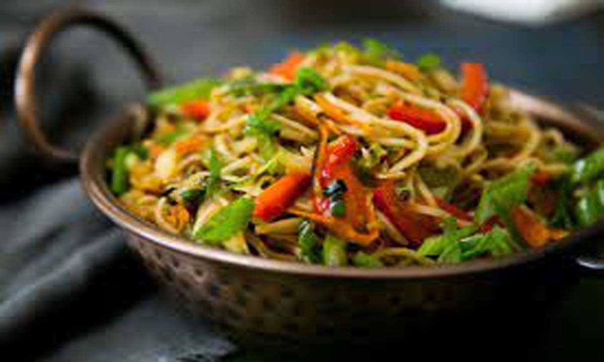 जानिए हक्का नूडल्स घर पर बनाने की है आसान विधि