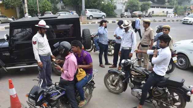 जागरूकता प्रयासों के बावजूद उल्लंघनकर्ताओं को प्रतिदिन 9 लाख रुपये का करना पड़ रहा है भुगतान