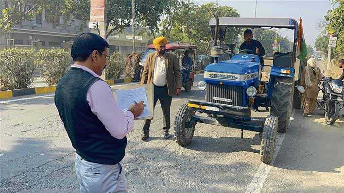 सीएम के उड़नदस्ते ने करनाल एमसी कार्यालय का निरीक्षण किया