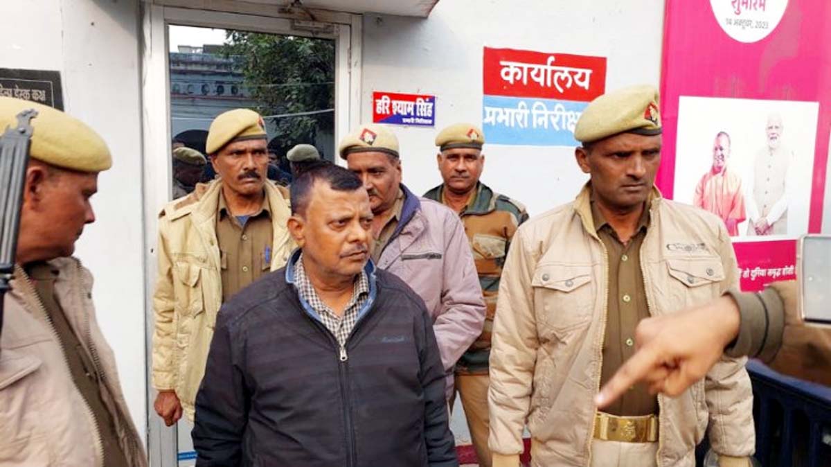 DPRO विभाग का लेखाकार 10 हजार रुपये रिश्वत लेते रंगेहाथ गिरफ्तार