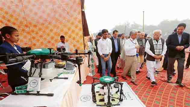 मुख्यमंत्री ने फरीदाबाद में विकसित भारत संकल्प यात्रा का शुभारंभ किया