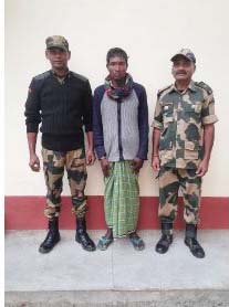 BSF ने सद्भावना के साथ पकड़े गए बांग्लादेशी को बीजीबी को सौंपा