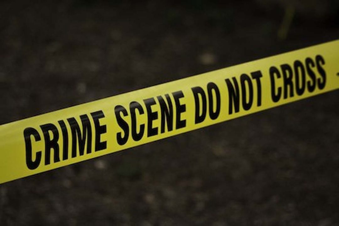 CRIME: महिला की हत्या, आरोपी तब तक खड़ा रहा जब तक नहीं निकल गई उसकी जान