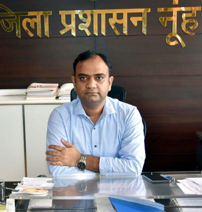 डूडौली गांव के कार्यकारी सरपंच पर ग्रामीणों ने लगाया 24 लाख रुपये का गबन का आरोप