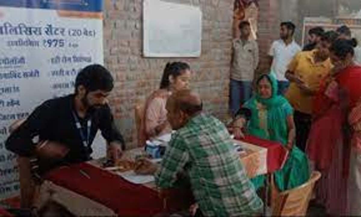 AKWS ने चिकित्सा शिविर का आयोजन किया