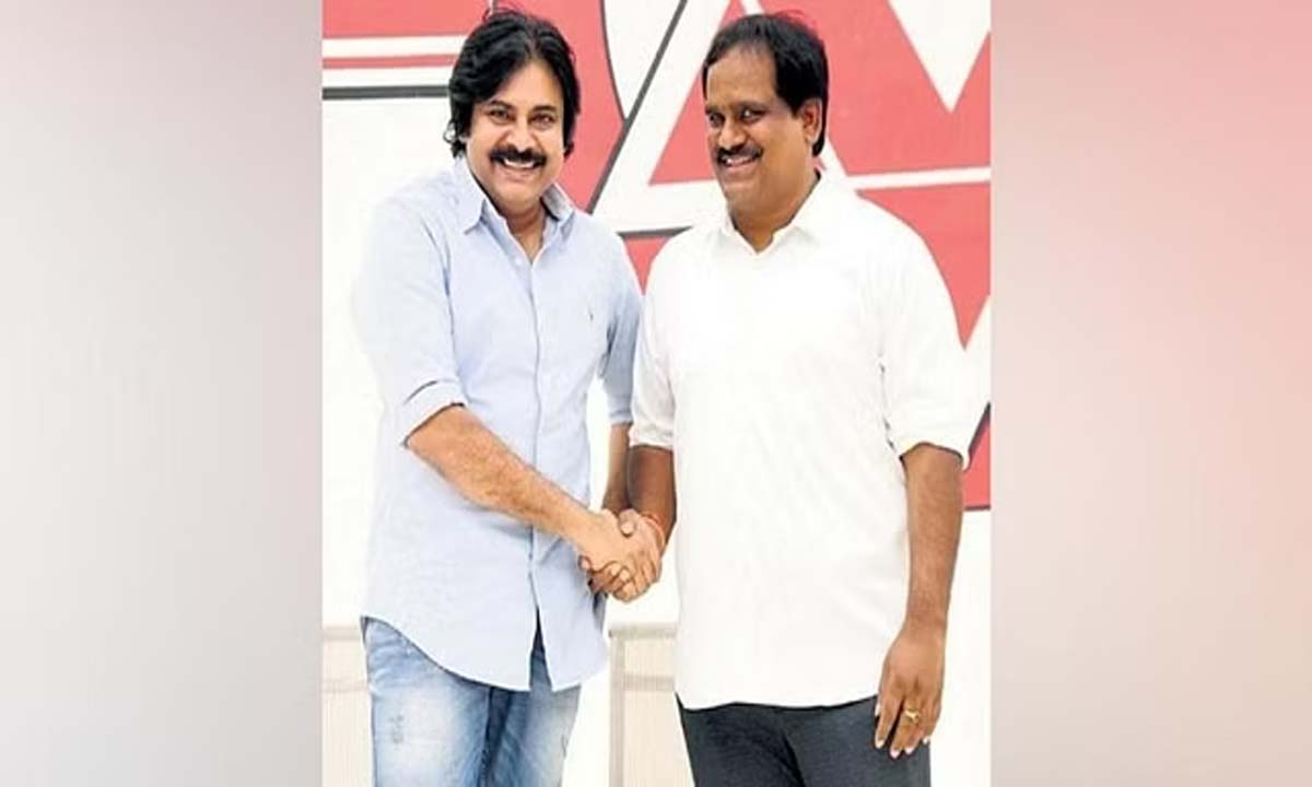 Andhra Pradesh: वाईएसआरसी एमएलसी जन सेना में शामिल हुए, इसे घर वापसी बताया