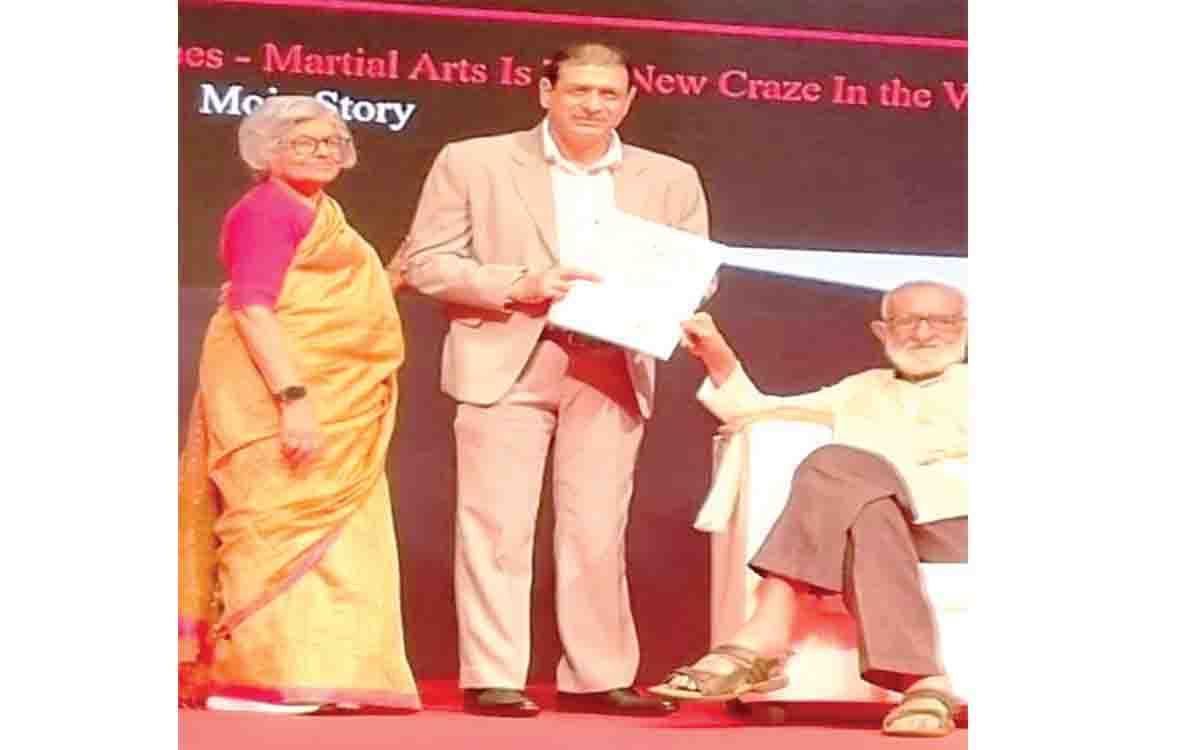 जफर को रेडिंक पत्रकारिता पुरस्कार मिला