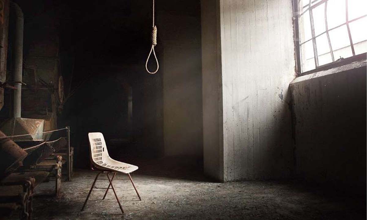 नौसेना ने मुंबई में महिला अग्निवीर प्रशिक्षु की मौत की जांच बोर्ड से कराने के आदेश दिए