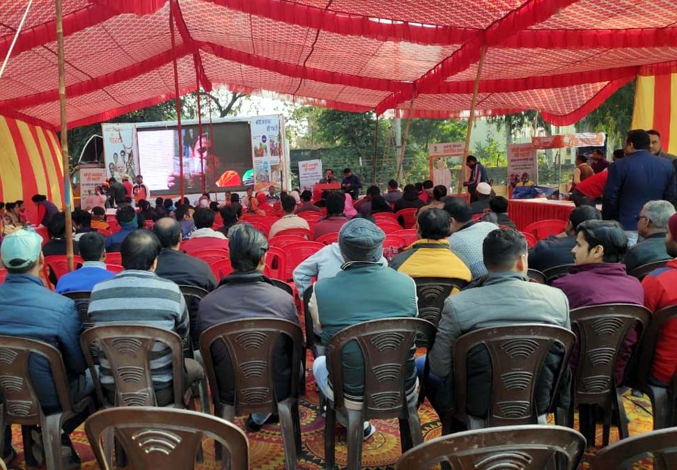 शहीद स्मारक सुनहरा और रामलीला ग्राउंड में हुआ आयोजित