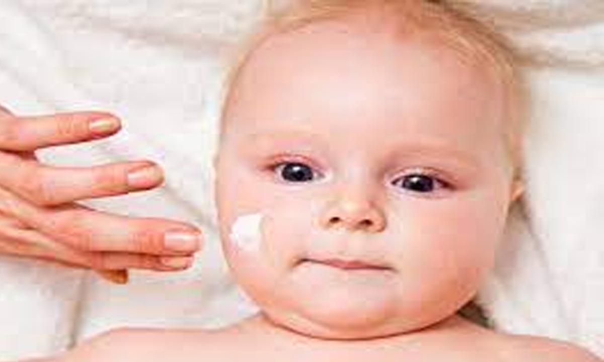 जानिए बच्चों को त्वचा की देखभाल के बारे में सिखाने योग्य बातें