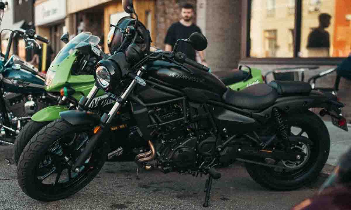 नई कावासाकी एलिमिनेटर 450 का टीज़र जारी