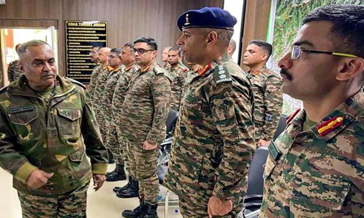 Srinagar: ज्यादतियों के बाद कार्रवाई, विरोध प्रदर्शन, ब्रिगेड कमांडर को बलपूर्वक हटाना