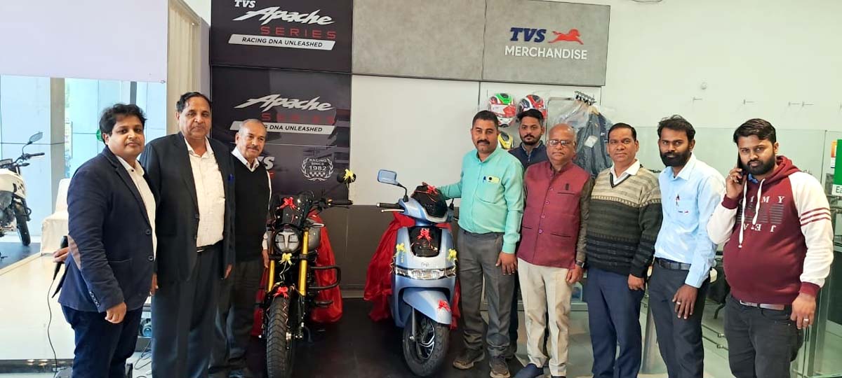 टीवीएस कंपनी की नई 225 सीसी बाईक एवं इलेक्ट्रिक स्कूटर लांच